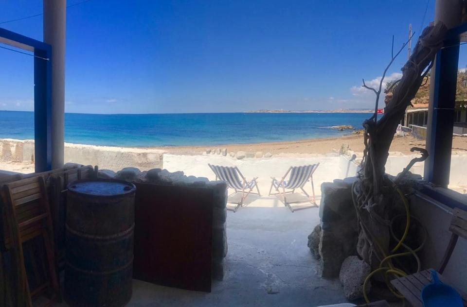Le Cabanon Bleu Sur La Plage Marseilles Exterior foto