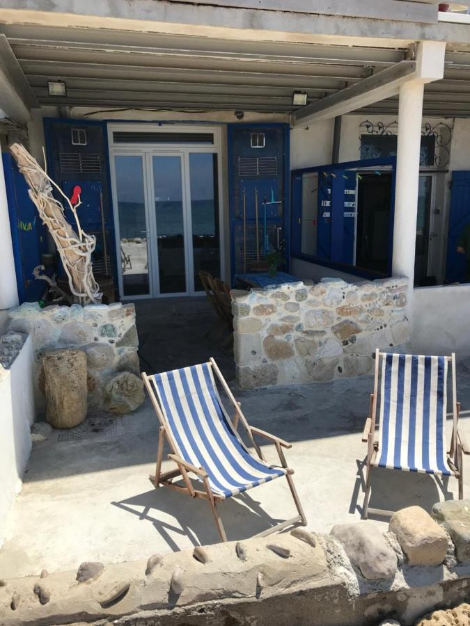 Le Cabanon Bleu Sur La Plage Marseilles Exterior foto